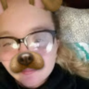 Meet your Posher, Phoebe